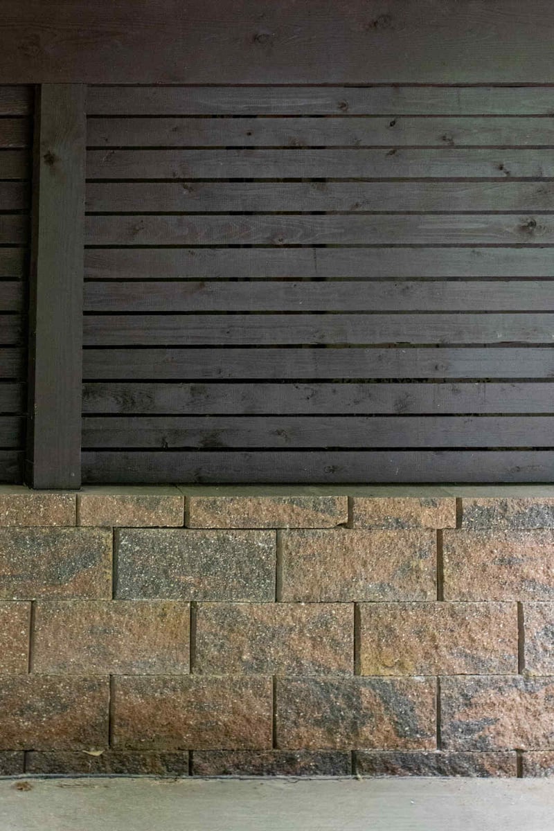 arola custom deck wood slat privacy wall shadow view